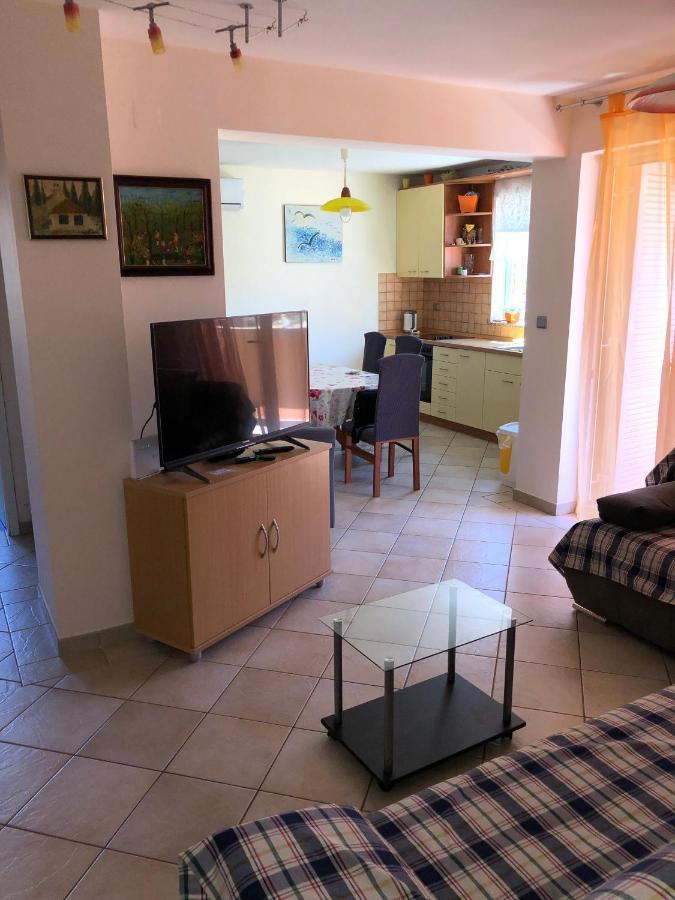 Vito & Rocco Apartment Malinska Zewnętrze zdjęcie